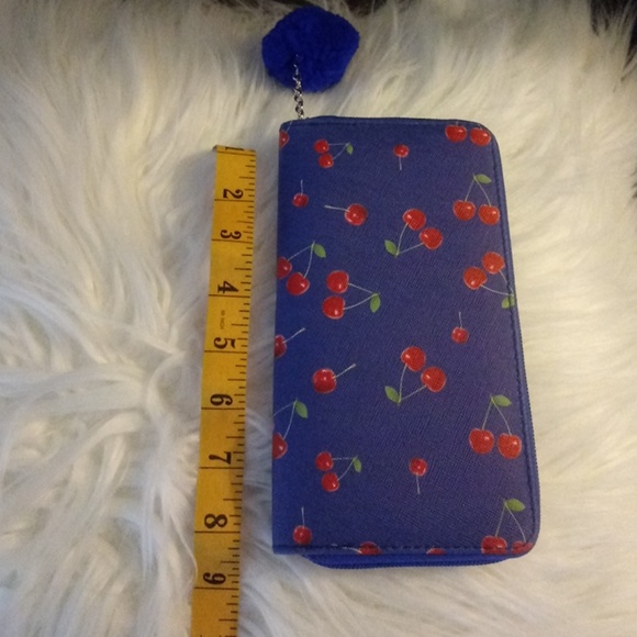 Wallet - Picture 3 of 3